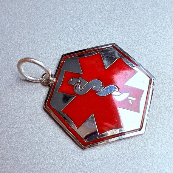 Sterling Silver 925 Medical Alert EMS EMT Diabetes Tag Charm Pendant - Picture 3 of 5